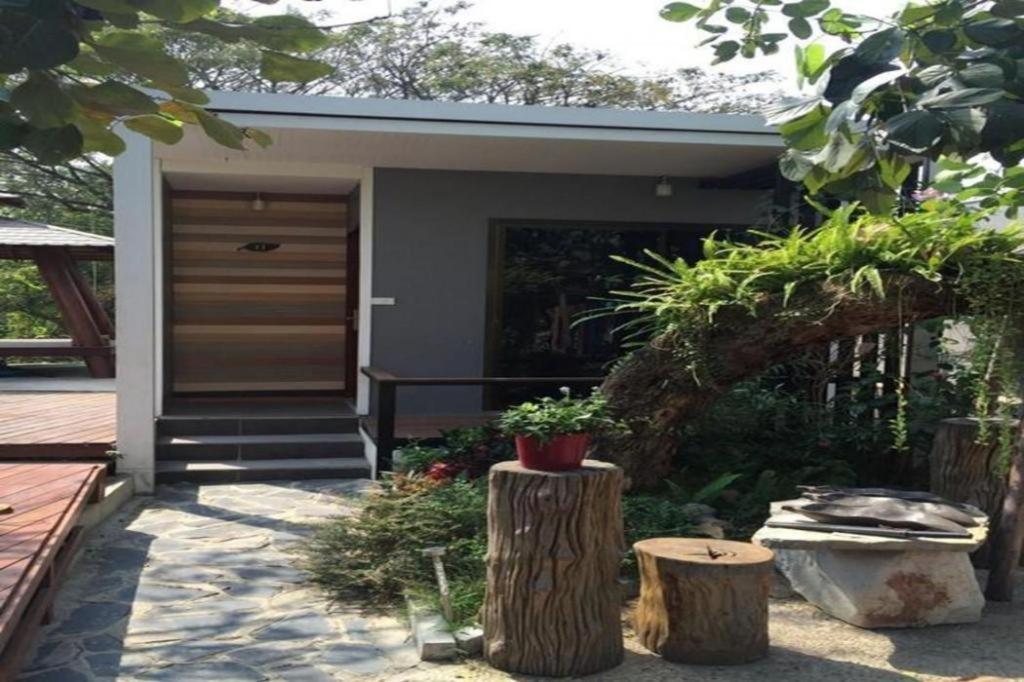 Oyo 271 The Resort Romklao Bangkok Kültér fotó